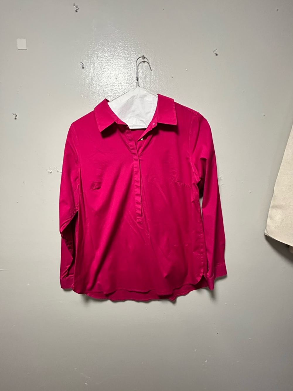 Women’s' Hot Pink Collared Long-Sleeve Shirt